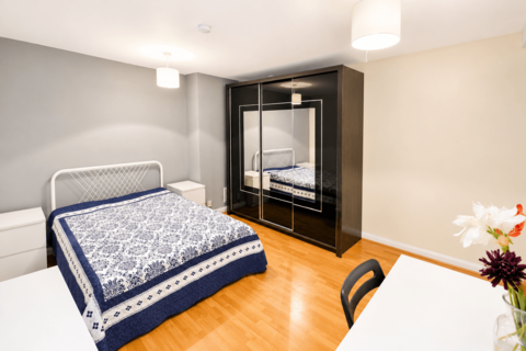 5 bedroom flat for sale, Hollybush House, Hollybush Gardens, E2