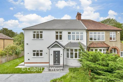 Cobham Road, Fetcham KT22
