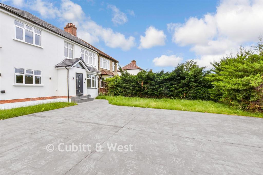Driveway/Parking