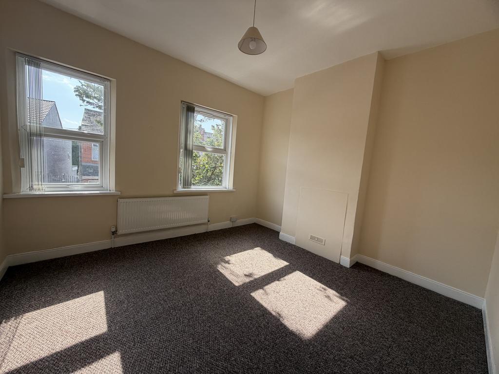 House in Sandwell, West Midlands - View 2