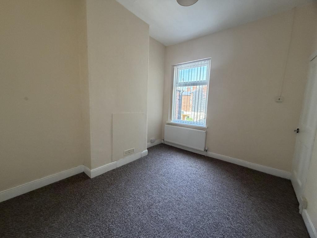House in Sandwell, West Midlands - View 4