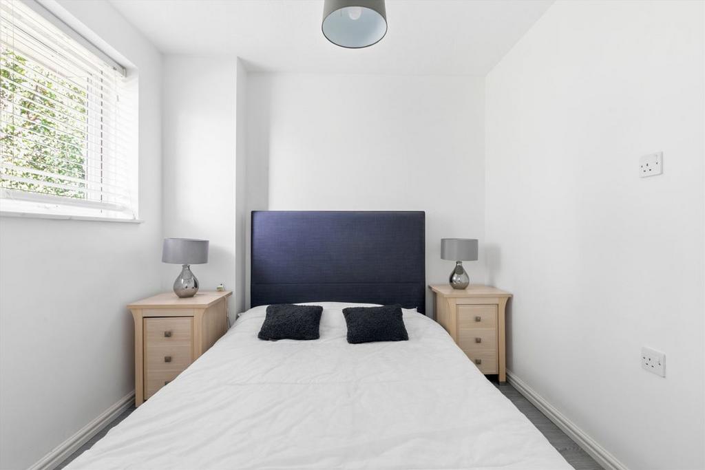 Apartment in London - View 5