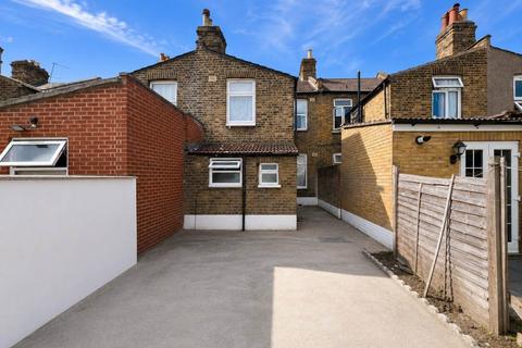 3 bedroom terraced house for sale, Monega Road, Manor Park, E12