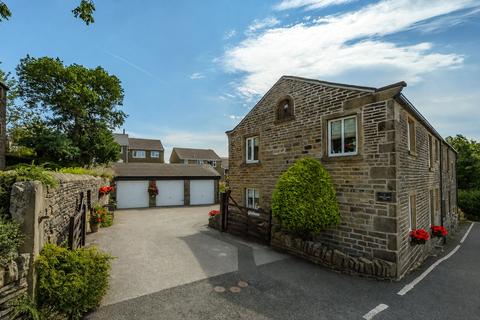 2 bedroom terraced house for sale, Broad Lane, Upperthong, Holmfirth, West Yorkshire, HD9