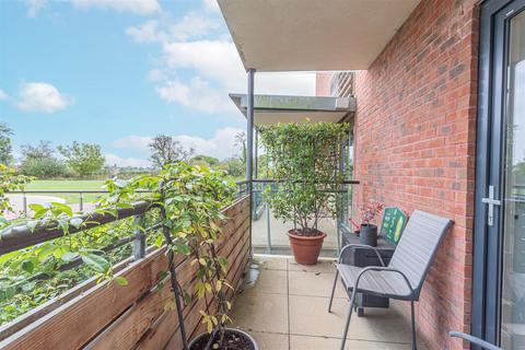 undefined, 15 Almond Close, Wadswick Green