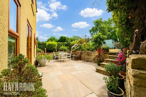 4 bedroom cottage for sale, Brampton Road, West Melton