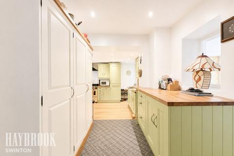 4 bedroom cottage for sale, Brampton Road, West Melton