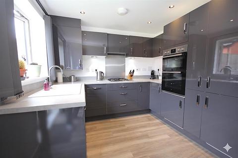 3 bedroom semi-detached house for sale, Whiteley Way, Whiteley