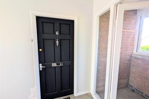 2 bedroom flat for sale, Melton Road, Syston, Leicester, Leicestershire, LE7