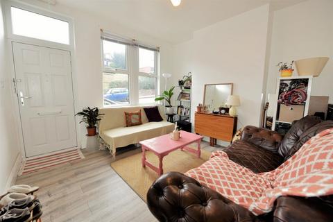 3 bedroom house to rent, Gordon Terrace