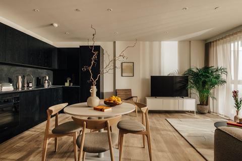 3 bedroom apartment to rent, Canal Club, London, E9