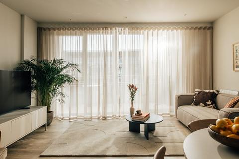 3 bedroom apartment to rent, Canal Club, London, E9