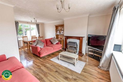 3 bedroom semi-detached house for sale, Grange View, Harworth, Doncaster