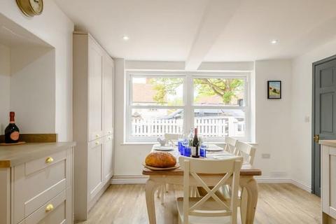 3 bedroom house to rent, High Street, Coltishall, Norwich, Norfolk, NR12