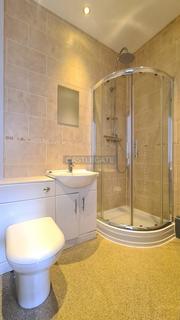 1 bedroom in a flat share to rent, Merchants Hall, St George Square, Huddersfield, HD1