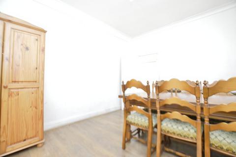 4 bedroom terraced house for sale, Carlyle Road, Manor Park, London, E12 6BW