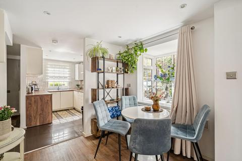 2 bedroom terraced house for sale, Haygarth Place, London SW19