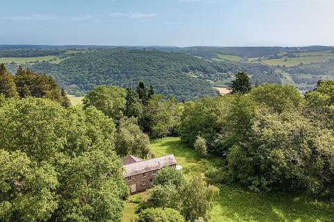3 bedroom cottage for sale, Pen-Y-Fan, The Narth, NP25