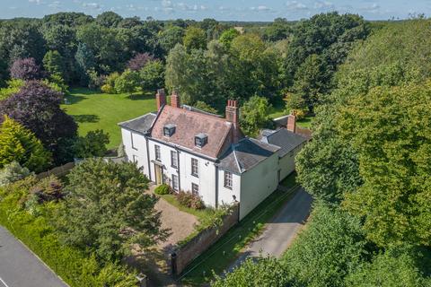 7 bedroom detached house for sale, Hall Road, Hemsby, NR29 4
