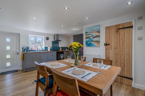 3 bedroom cottage for sale, Hinckley Cottages, East Ruston, NR12 9