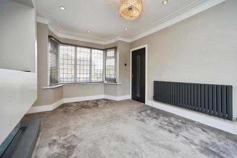 2 bedroom detached house for sale, Woodhall Park Crescent East, Stanningley, PUDSEY