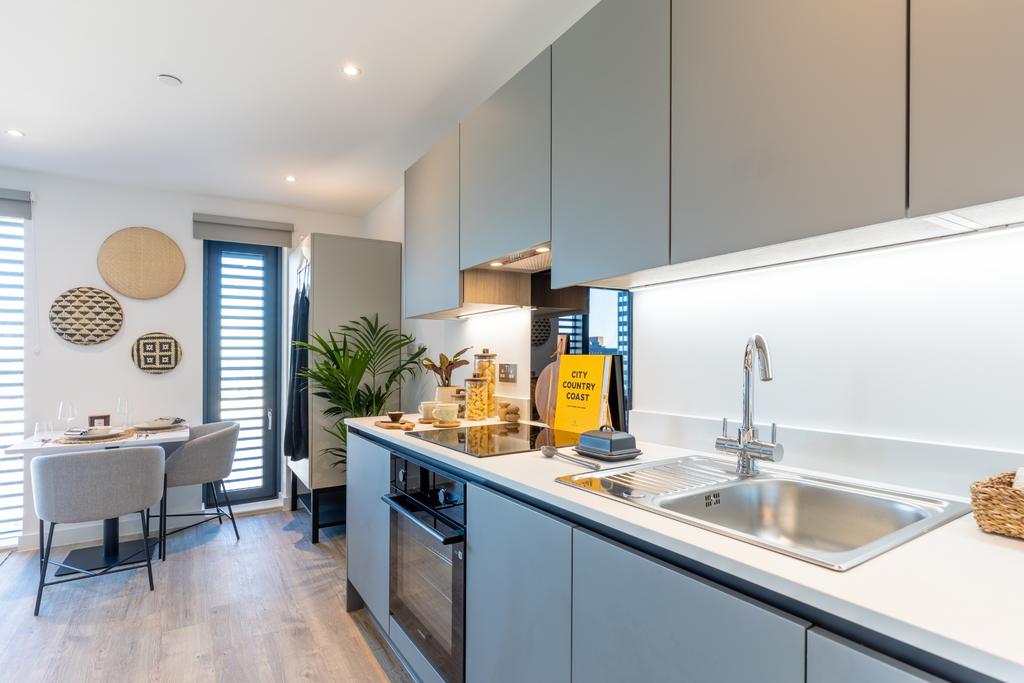 Apartment in Liverpool - View 3