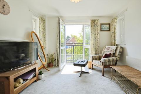 undefined, Avenue Road, Lymington, Hampshire, SO41