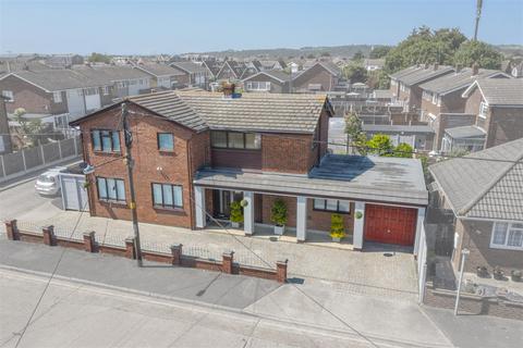 Arcadia Road, Canvey Island SS8