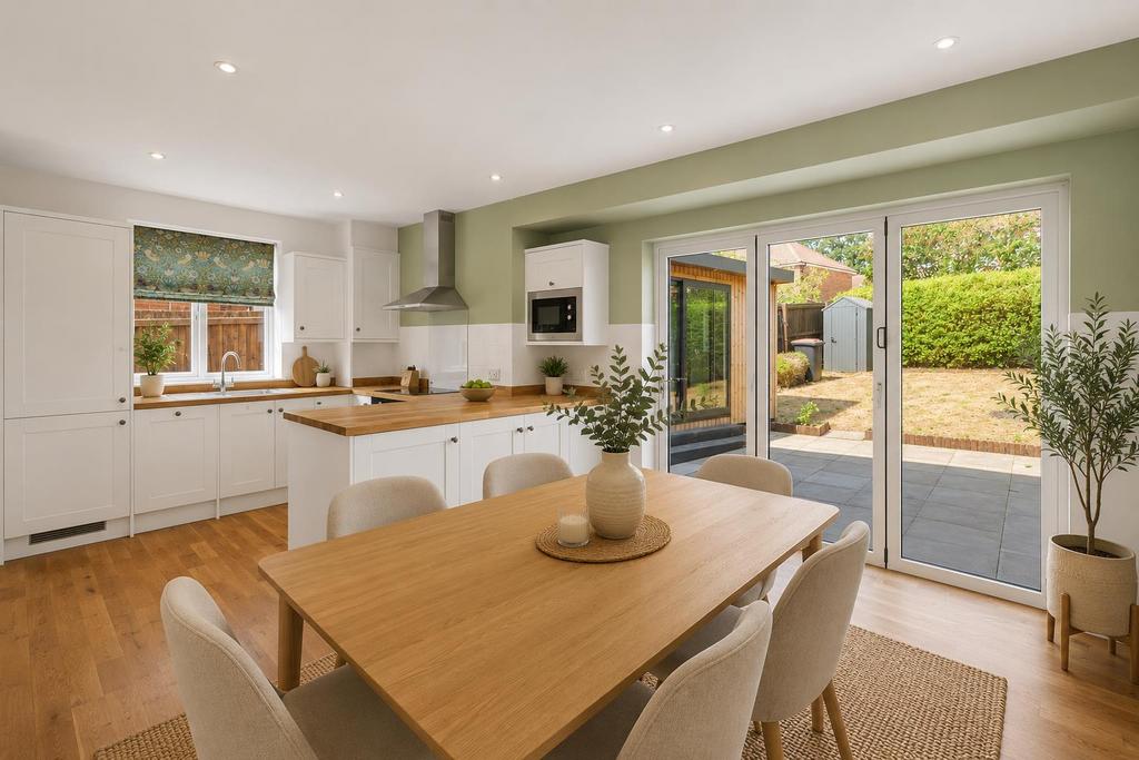 House in Nottingham, Beeston - View 3