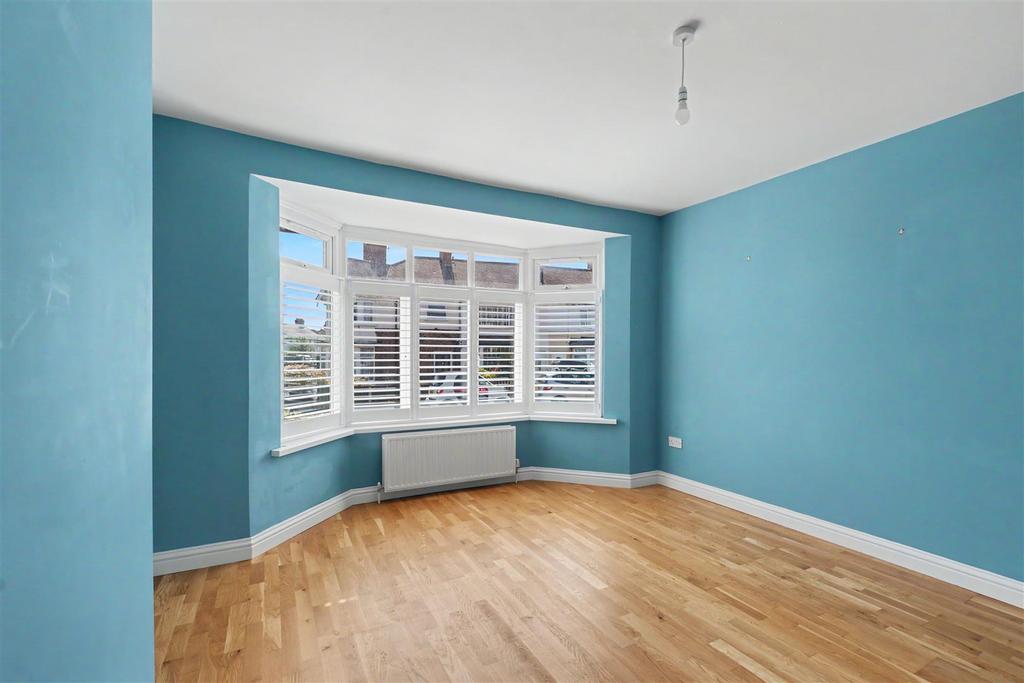 House in Nottingham, Beeston - More
