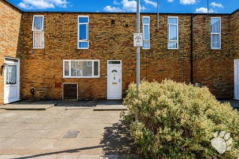 3 bedroom terraced house for sale, Camellia Place, Basildon SS15