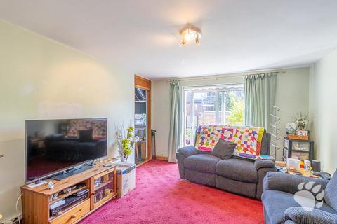 3 bedroom terraced house for sale, Camellia Place, Basildon SS15