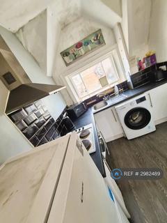 Studio to rent, Borough Road, Sunderland, SR1