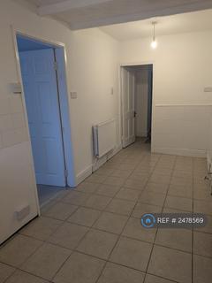 4 bedroom semi-detached house to rent, Old Church Road, Coventry, CV6