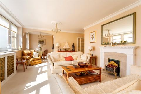 2 bedroom apartment for sale, Courtenay Terrace, Hove BN3