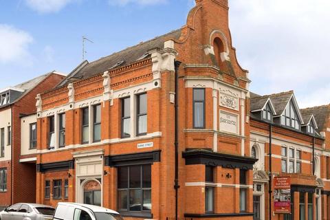 3 bedroom apartment to rent, Burns Street, Leicester LE2