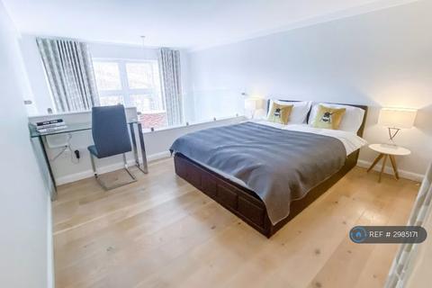1 bedroom flat to rent, Mcdonald Road, Edinburgh, EH7