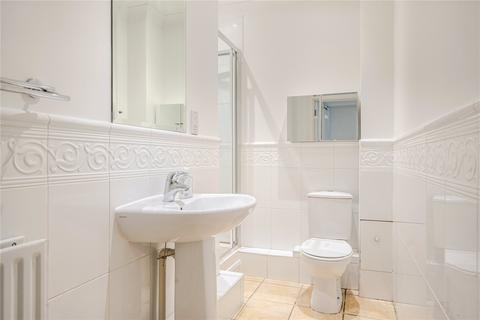 2 bedroom flat to rent, Tower Court, Tower Hill, Witney, OX28