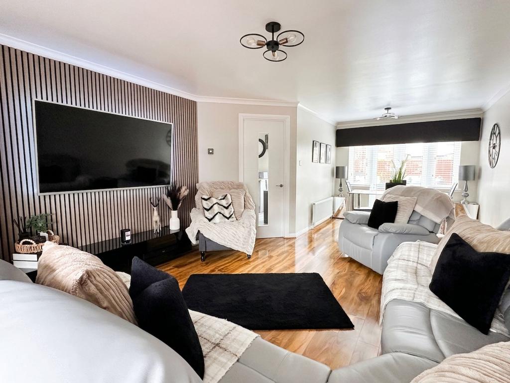 House in Muirhead, North Lanarkshire - View 4