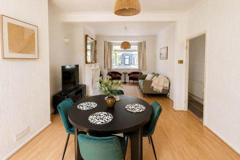 2 bedroom terraced house for sale, Mortimer Road, London, E6 3QP