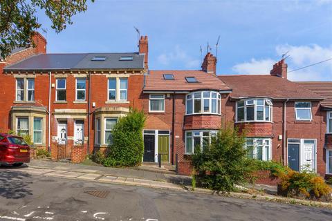 5 bedroom maisonette to rent, *360 Virtual Tour* Brandon Grove, Sandyford, NE2