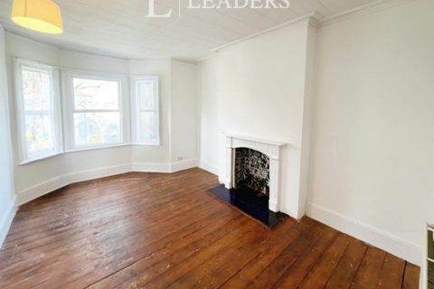 4 bedroom flat to rent, Sackville Road, BN3