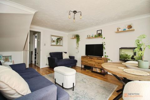 2 bedroom semi-detached house for sale, Pretoria Close, Thurcaston Park, LE4