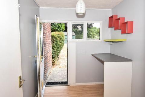 2 bedroom flat to rent, Salisbury SP1