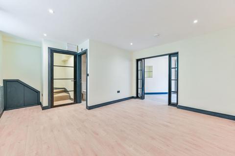 Studio to rent, Kings Cross, King's Cross, London, WC1X