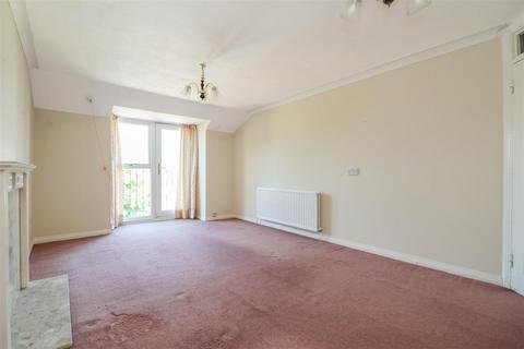 1 bedroom flat for sale, North Parade, Horsham