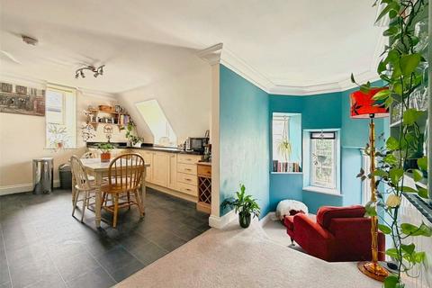 3 bedroom flat for sale, Park House, Newton Abbot TQ12