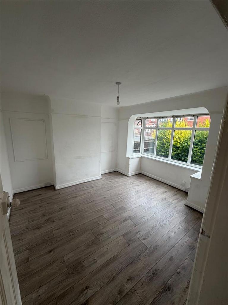 House in Tameside, Fairfield - View 2