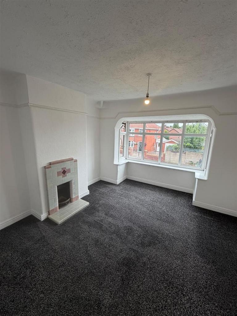 House in Tameside, Fairfield - View 3