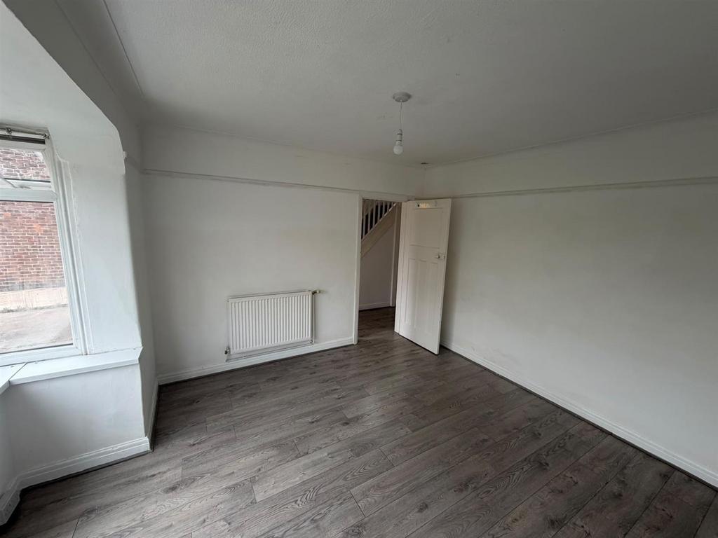 House in Tameside, Fairfield - View 4